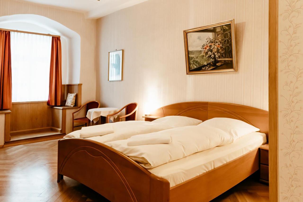 Hotel-Gasthof Goldener Greifen Rothenburg ob der Tauber Ngoại thất bức ảnh