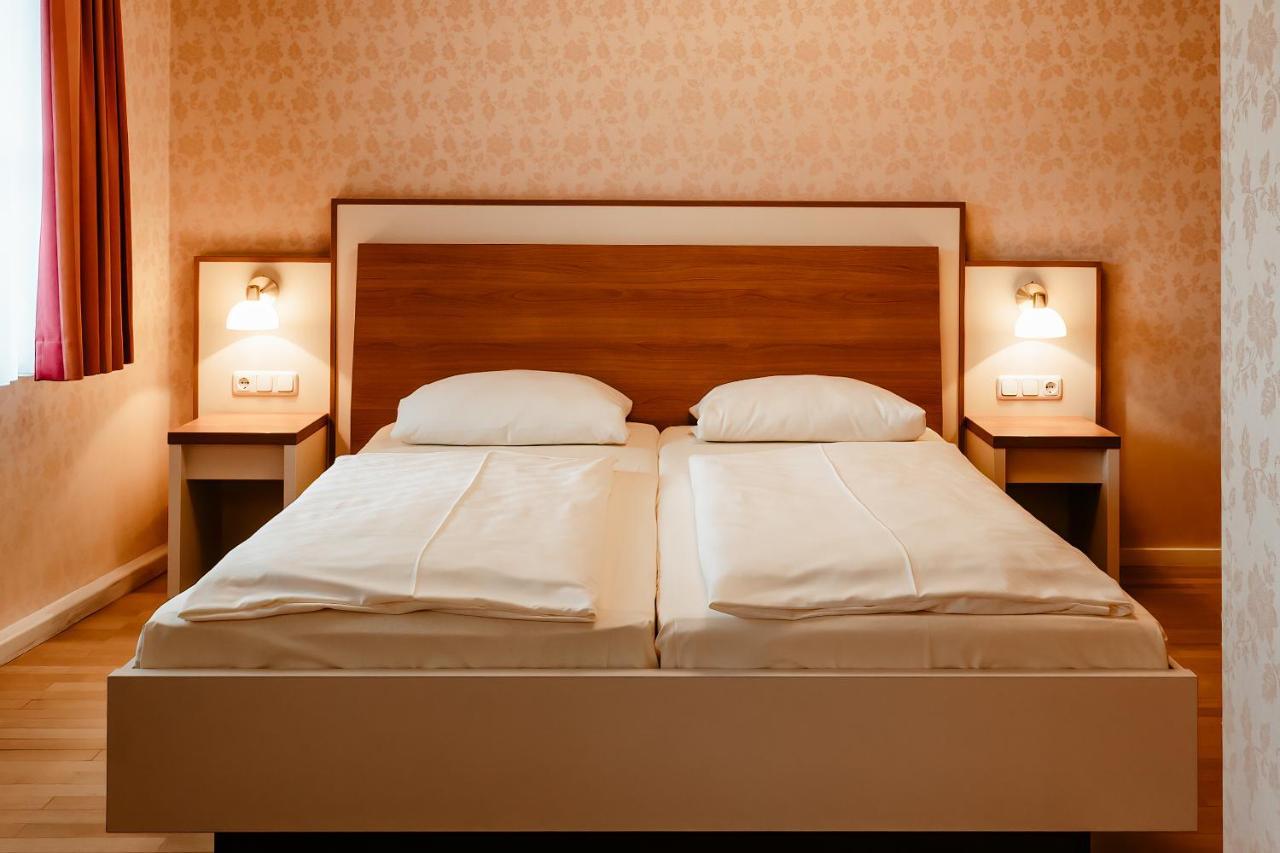 Hotel-Gasthof Goldener Greifen Rothenburg ob der Tauber Ngoại thất bức ảnh